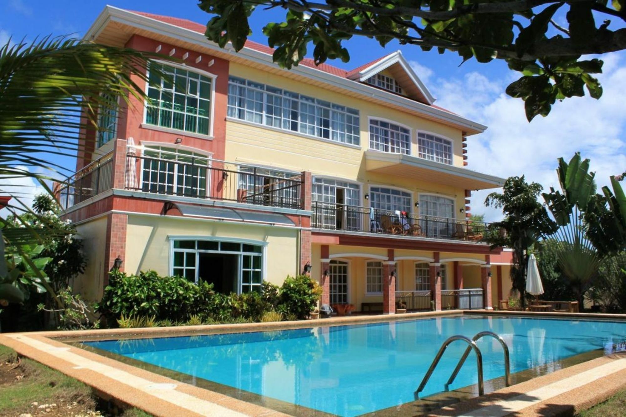 Casa Gialla Libaong Exteriér fotografie